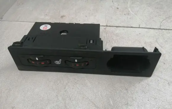 Lexus RX 450H Seat heating switch 453451