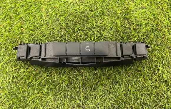 Mercedes-Benz GLK (X204) Other switches/knobs/shifts A2048703651