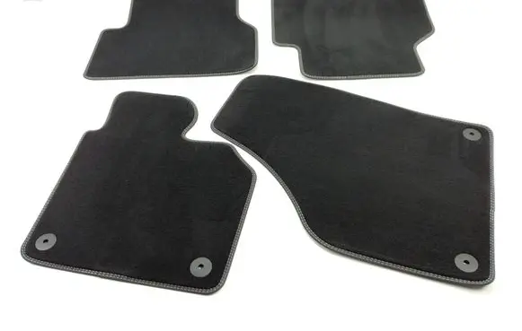 Volkswagen Tiguan Car floor mat set 5N2863011C