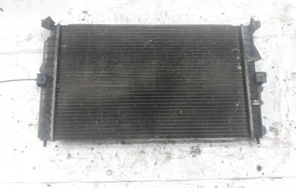 Audi A4 S4 B6 8E 8H Coolant radiator