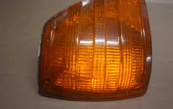 Mercedes-Benz 280 450 W116 Front indicator light 