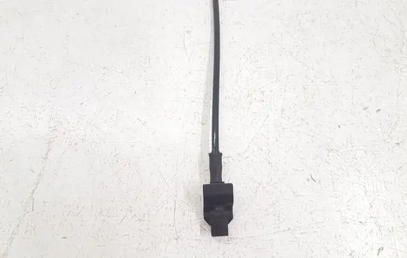 Ford Escape III Windshield washer spray nozzle B630B