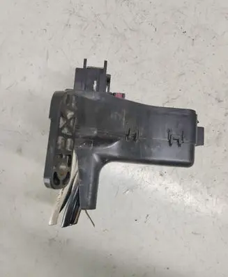 Toyota Avensis T250 Fuse module