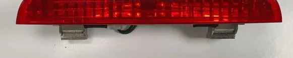 KIA Picanto Third/center stoplight