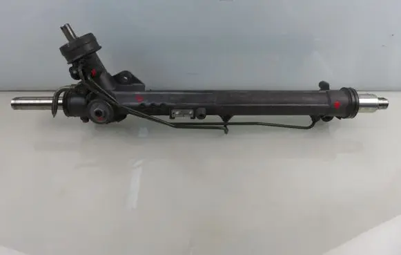 Volkswagen PASSAT B5 Steering rack 8D1422072A