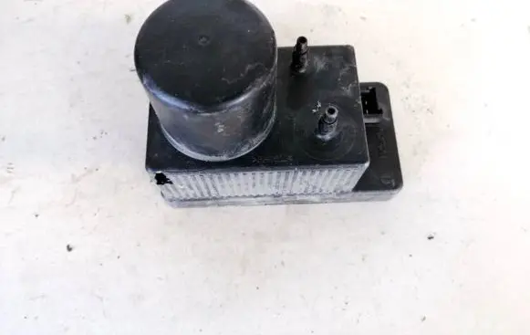 Vacuum pump