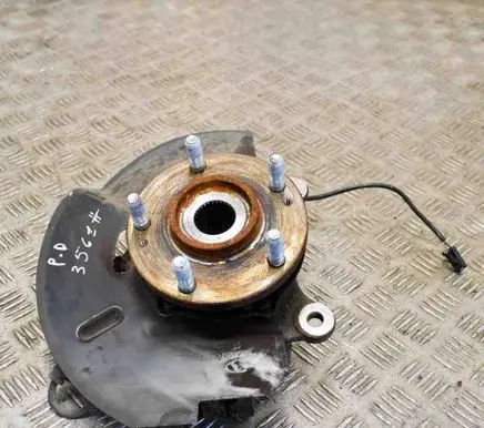 Hyundai ix35 Front wheel hub