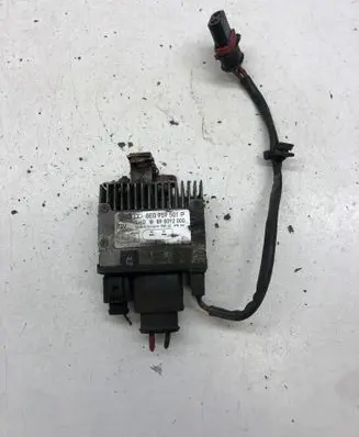Audi A4 S4 B7 8E 8H Coolant fan relay 8E0959501P 898092000