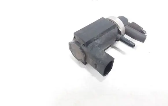 Audi A6 S6 C5 4B Turbo solenoid valve 059906627B 72290322