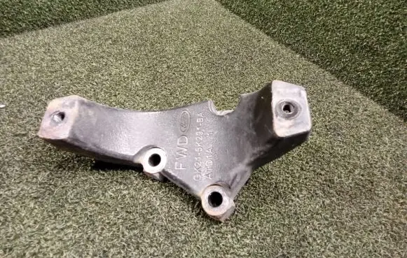 Ford Transit Engine mounting bracket GK215K291BA