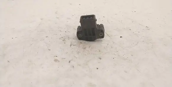 BMW 3 E30 Throttle valve position sensor 13631721456