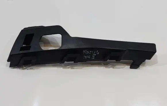 Ford Focus Front bumper mounting bracket 4M5117E857AC