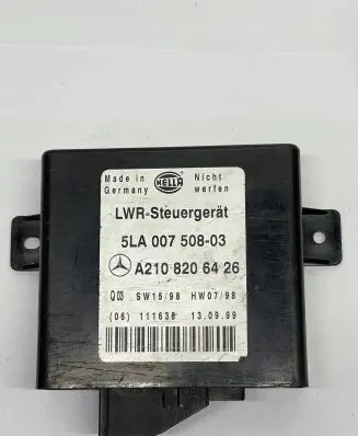 Mercedes-Benz E W210 Light module LCM A2108206426