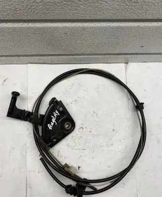 Engine bonnet (hood) release handle