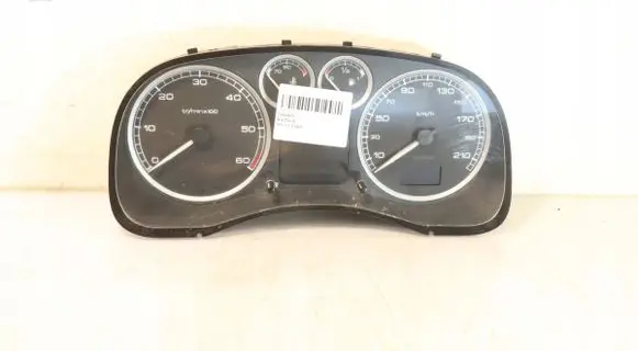 Peugeot 307 Clock 