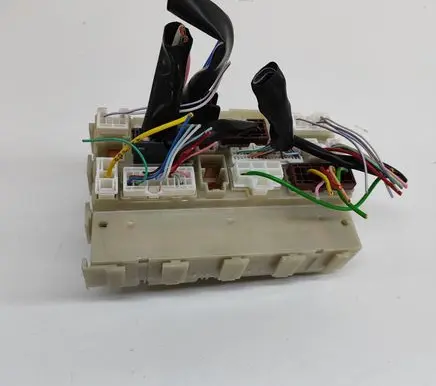 Nissan Qashqai J12 Fuse module 243506RA0B