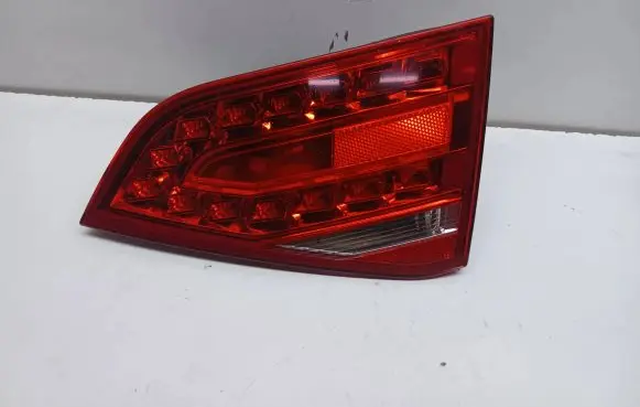 Audi A4 S4 B8 8K Tailgate rear/tail lights 8K5945094B