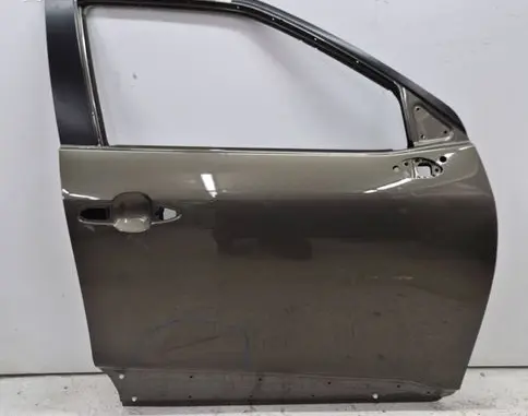 Toyota Yaris Cross Front door