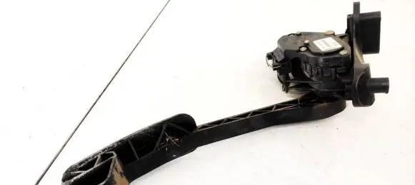 Volvo V70 Accelerator throttle pedal 302666659 6PV00853701