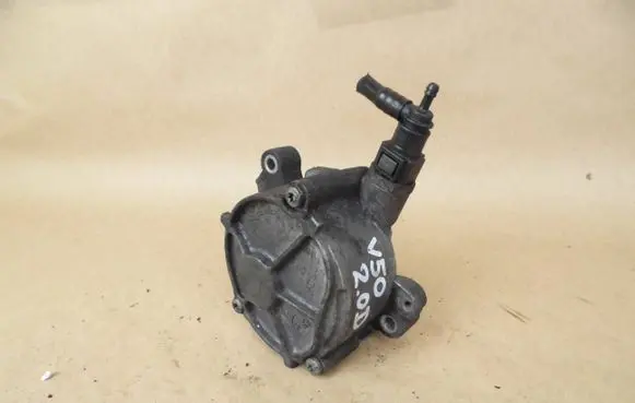 Volvo V50 Vacuum pump 0504N