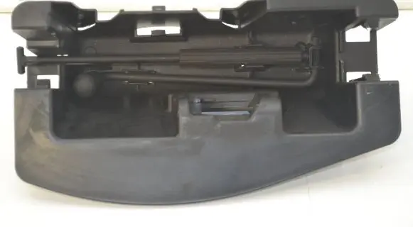 Audi A4 S4 B8 8K Other interior part 8K9813685 BBP173101