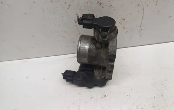 Toyota Hilux (AN10, AN20, AN30) Throttle valve 1923002010 8F31
