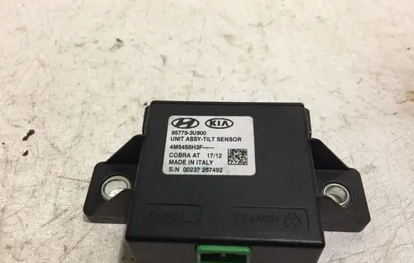 KIA Sportage Other control units/modules 957753U900