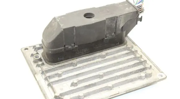 Ford Fiesta Engine control unit/module 4S6112A650EA