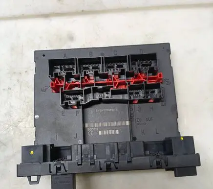 Volkswagen Golf V Comfort/convenience module 3C0937049AJ H54S2202 F005V00661