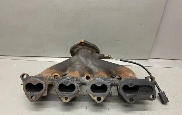 Chevrolet Captiva Exhaust manifold 92062780
