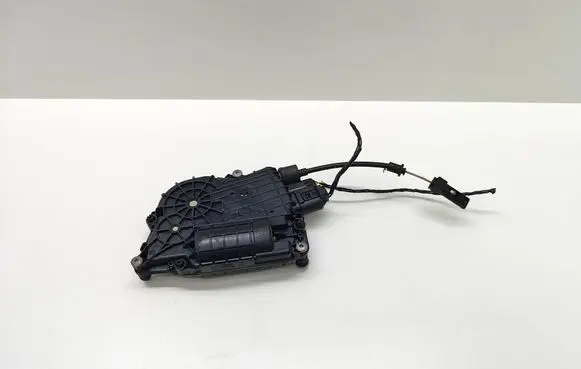 BMW 5 F10 F11 Front door soft close latching motor 41523098 4152309800