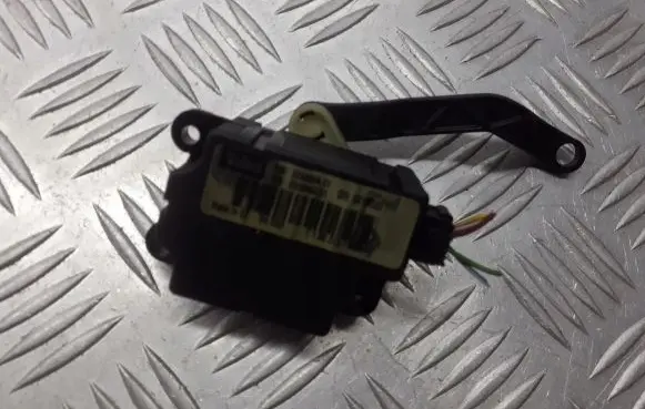 Opel Vectra C Central body control module 09180201