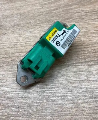 BMW 5 E39 Airbag deployment crash/impact sensor 6900728 3507981838