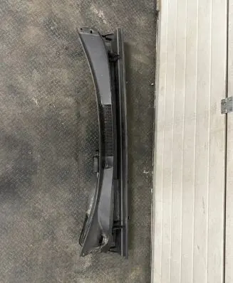 Toyota RAV 4 (XA50) Wiper trim 5570842260 5570842250