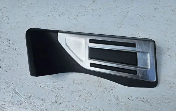 Peugeot 3008 II Foot rest pad/dead pedal 9811350880