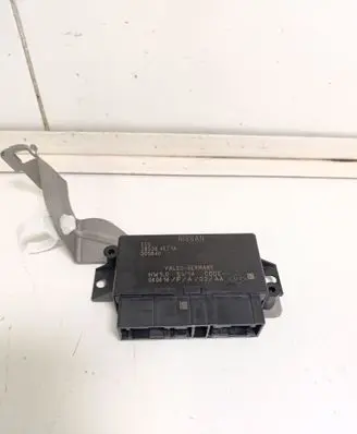 Nissan Qashqai Parking PDC control unit/module 285384ET1A