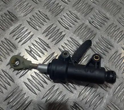BMW 3 E90 E91 Clutch master cylinder 21526758822