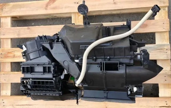 Suzuki Swift II Interior heater climate box assembly 
