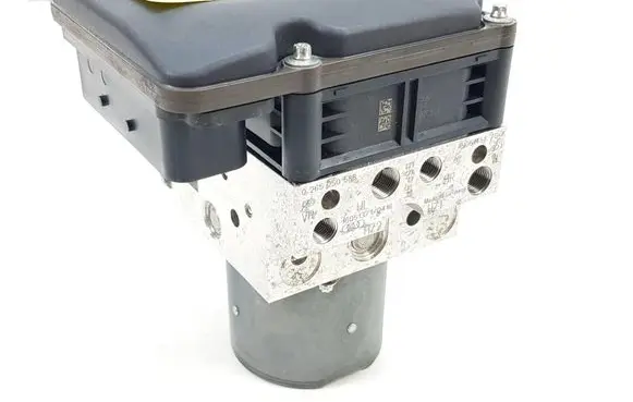 Audi A8 S8 D2 4D ABS Pump 4H0614517S
