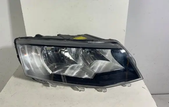 Skoda Octavia Mk3 (5E) Headlight/headlamp 5E1941016 030127220220