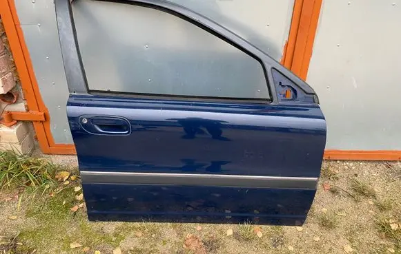 Volvo S80 Front door