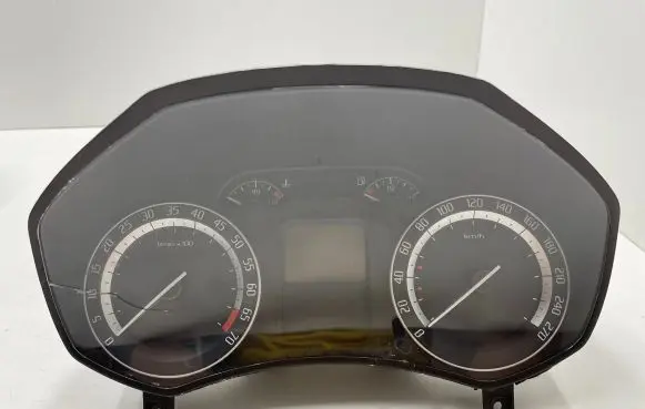Skoda Octavia Mk2 (1Z) Speedometer (instrument cluster) V1610036 A2C53142708 1Z0920812C