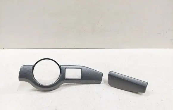 Skoda Octavia Mk2 (1Z) Dashboard glove box trim 1Z1858412 4Z0858415