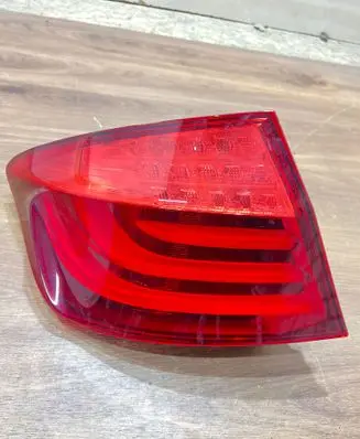 BMW 3 E90 E91 Rear/tail lights 17346201