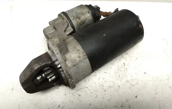 Opel Meriva B Starter motor 55570445 0001138030