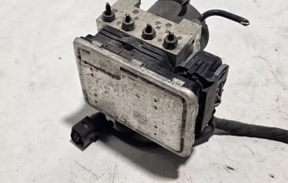 Volkswagen Transporter - Caravelle T6 ABS Pump 7E0907379Q 7E5614517A