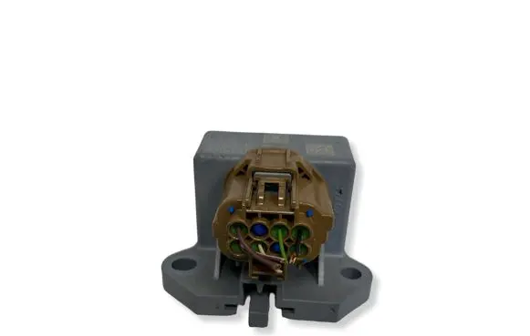 Ford Kuga II Fuel pump relay 11550260B