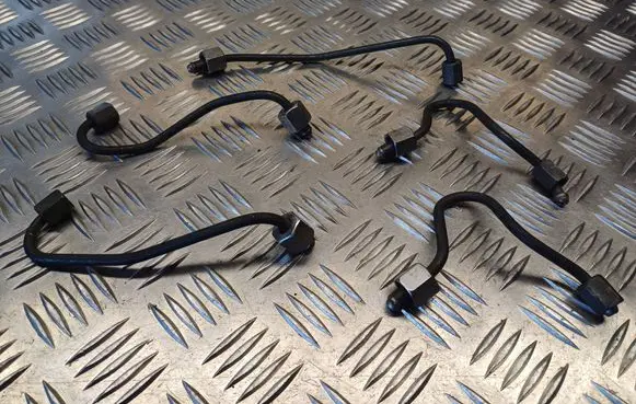Opel Zafira B Fuel injector supply line/pipe 55188922