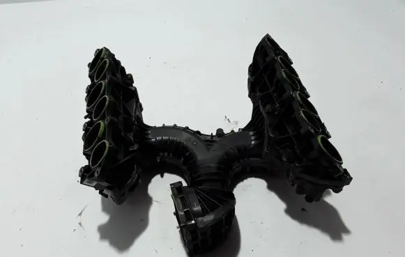 Volkswagen Touareg III Intake manifold 059129711EB