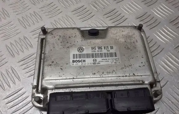 Skoda Fabia Mk1 (6Y) Engine control unit/module 045906019BR